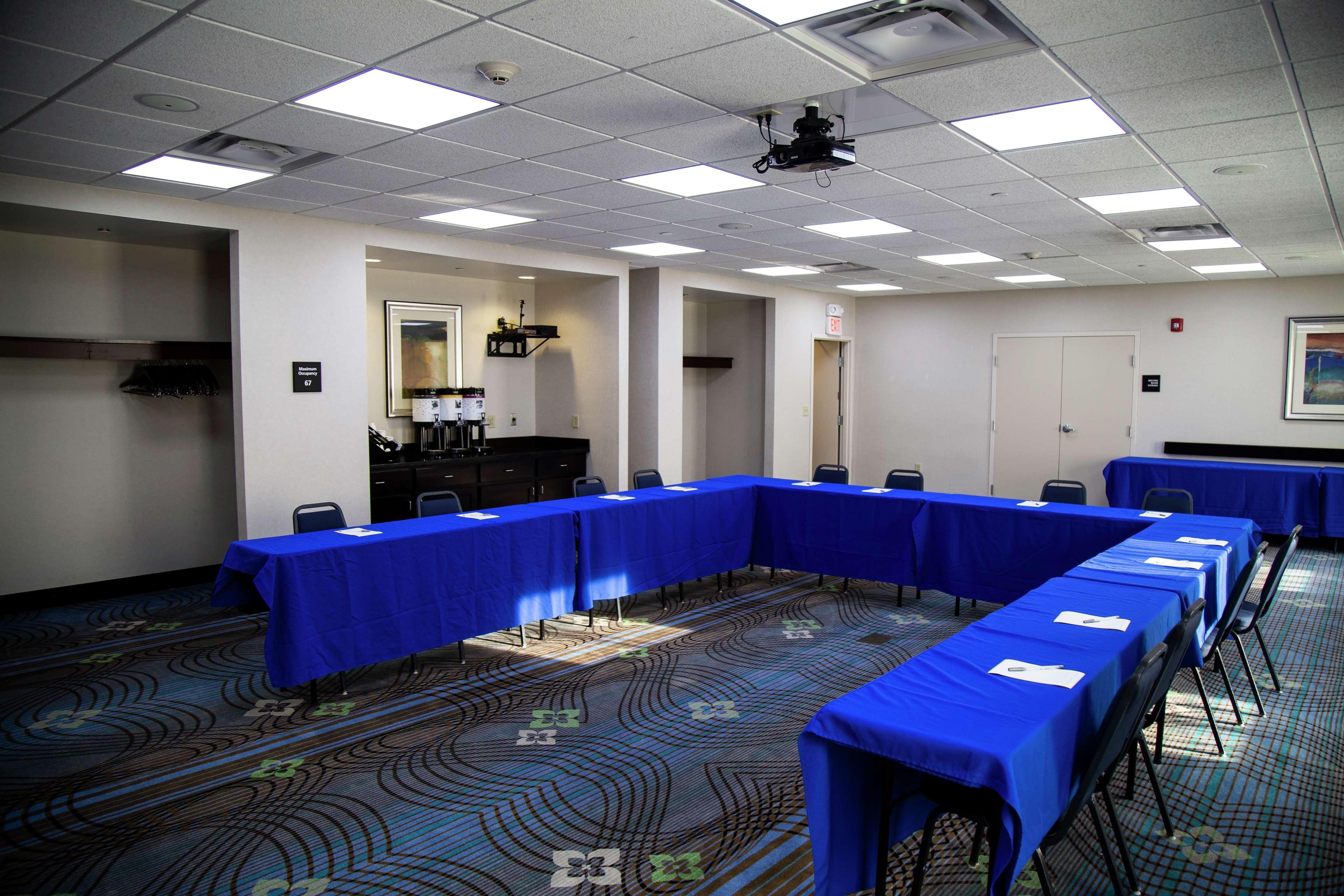 Hampton Inn & Suites Sharon West Middlesex Ngoại thất bức ảnh
