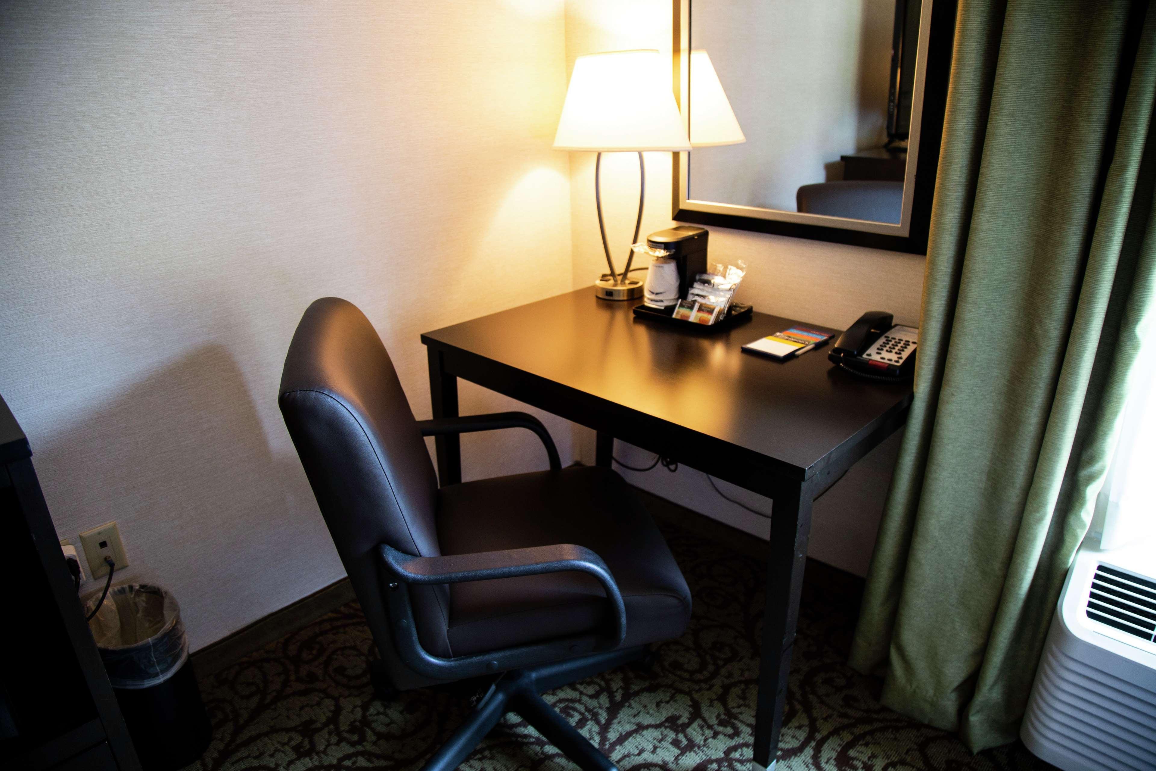 Hampton Inn & Suites Sharon West Middlesex Ngoại thất bức ảnh