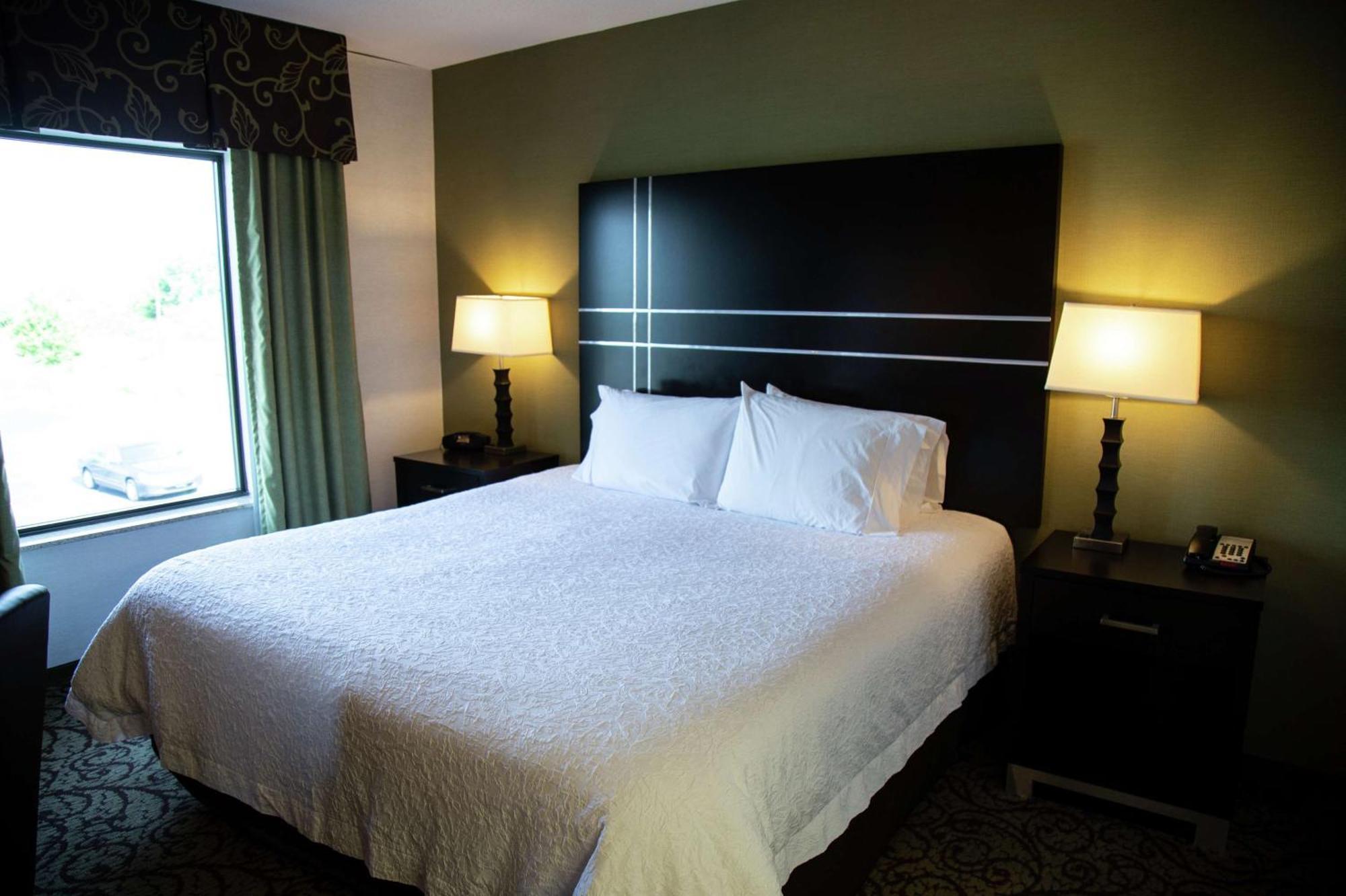 Hampton Inn & Suites Sharon West Middlesex Ngoại thất bức ảnh